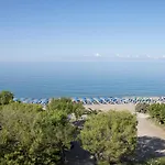 Royal Hotel 3*